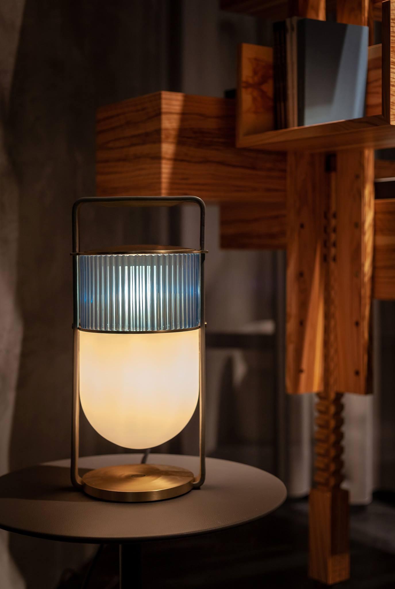 Xi Table Lamp - Cueteks