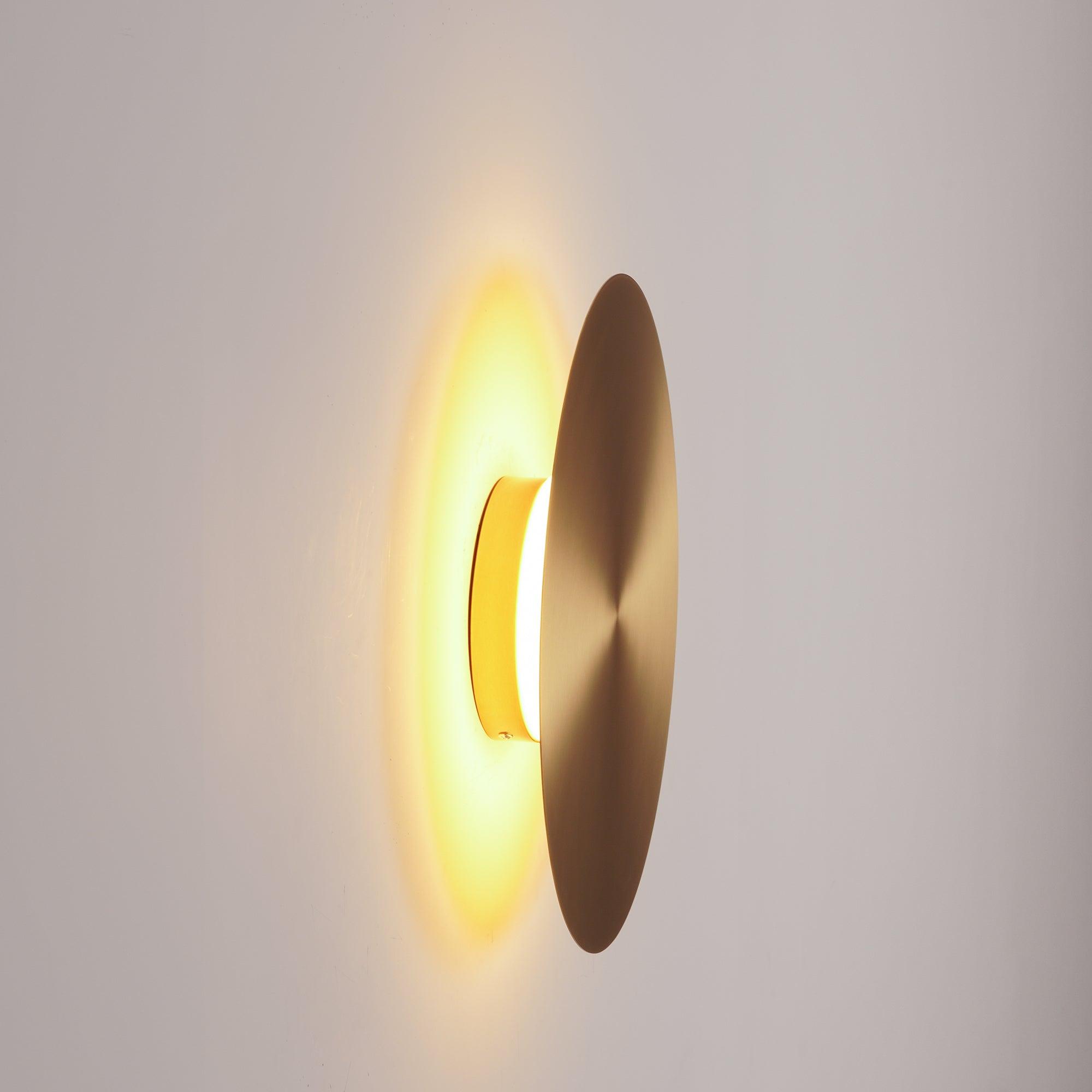 Gossa Wall Lamp - Cueteks