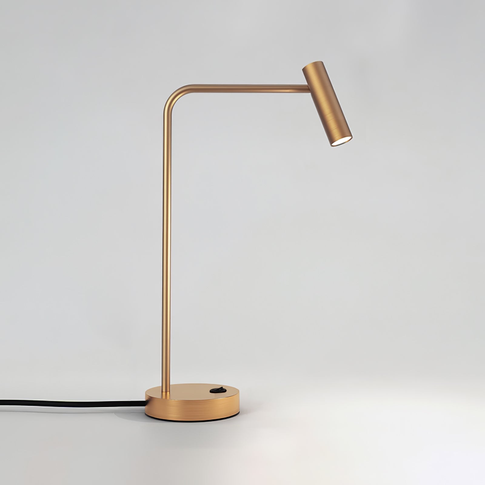 Skinny Table Lamp - Cueteks