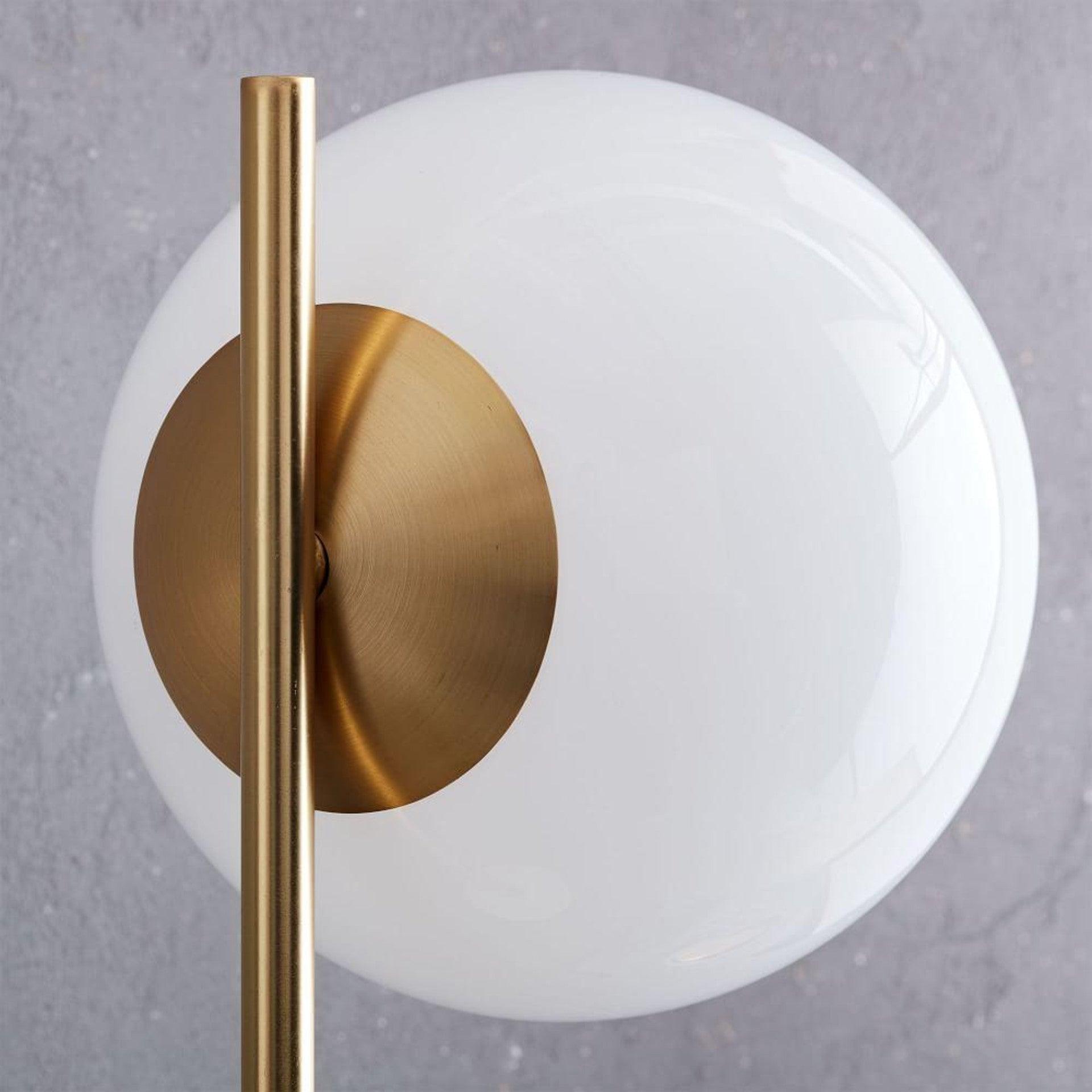 Sphere & Stem Table Lamp - Cueteks