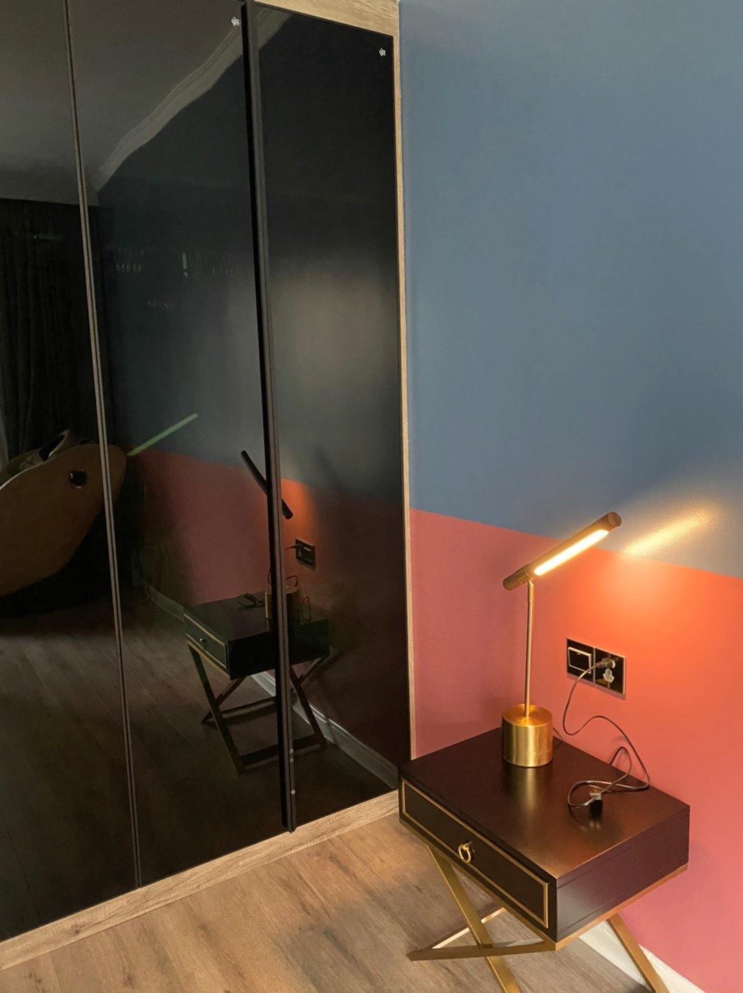 Linear Table Lamp - Cueteks