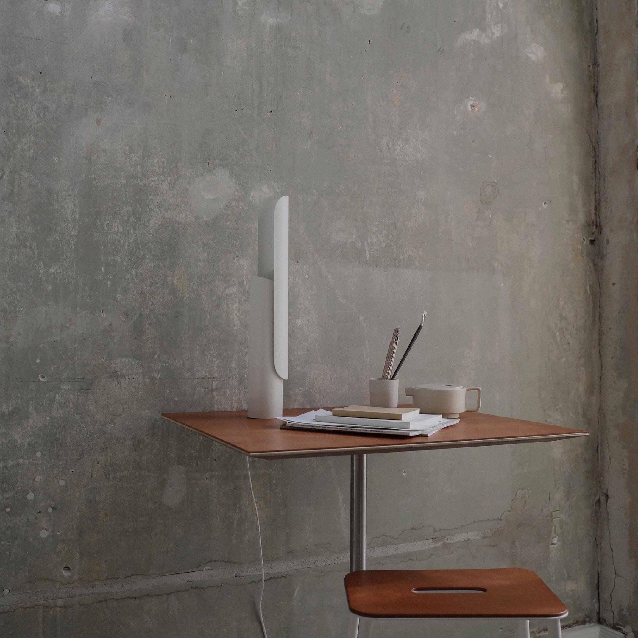 T-Table Lamp - Cueteks