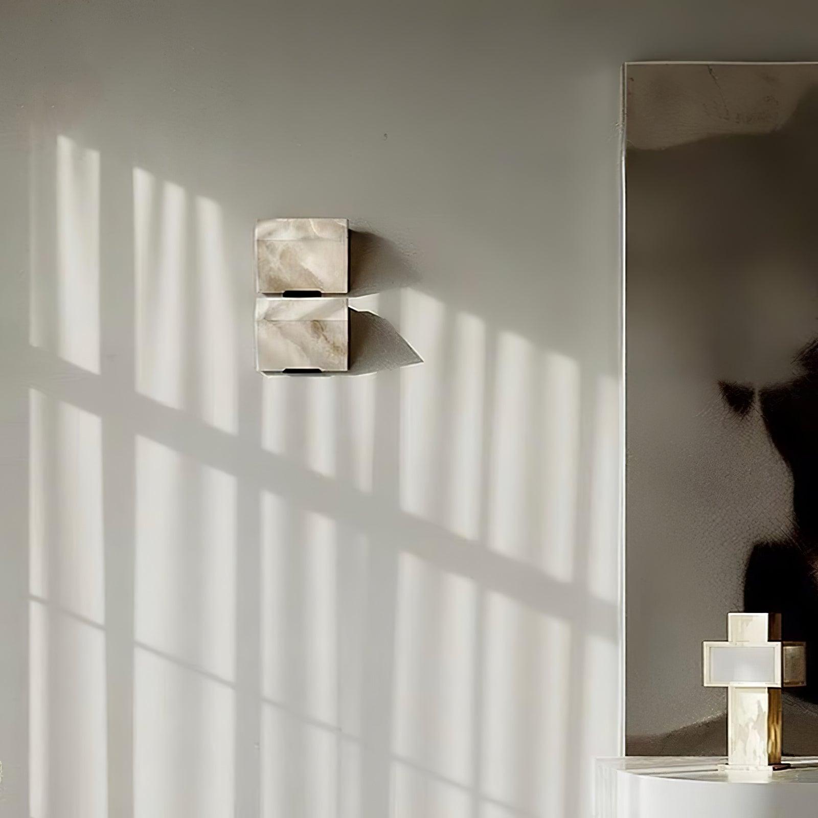 Alabaster Staircase Wall Lamp - Cueteks