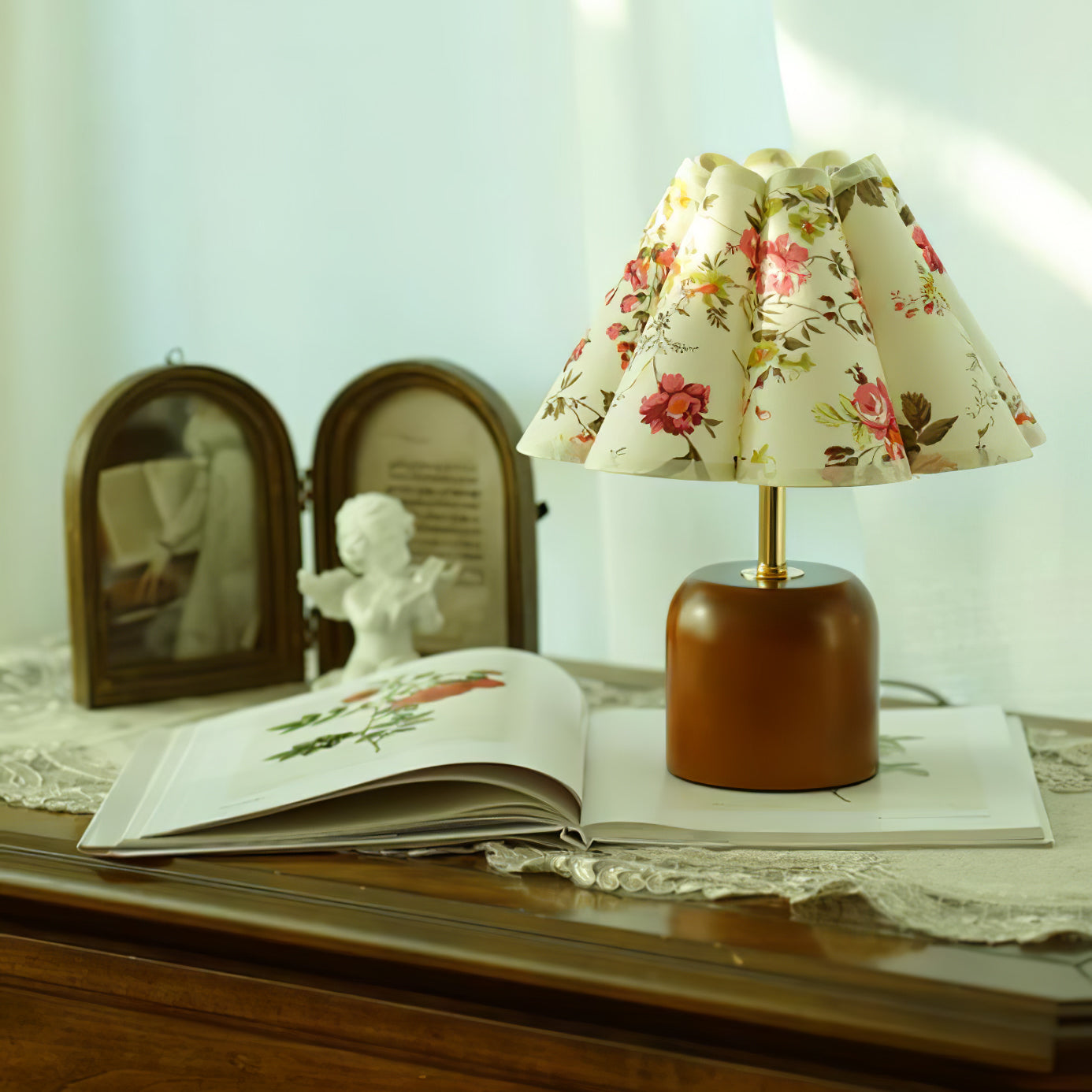 Lunitidal Table Lamp - Cueteks