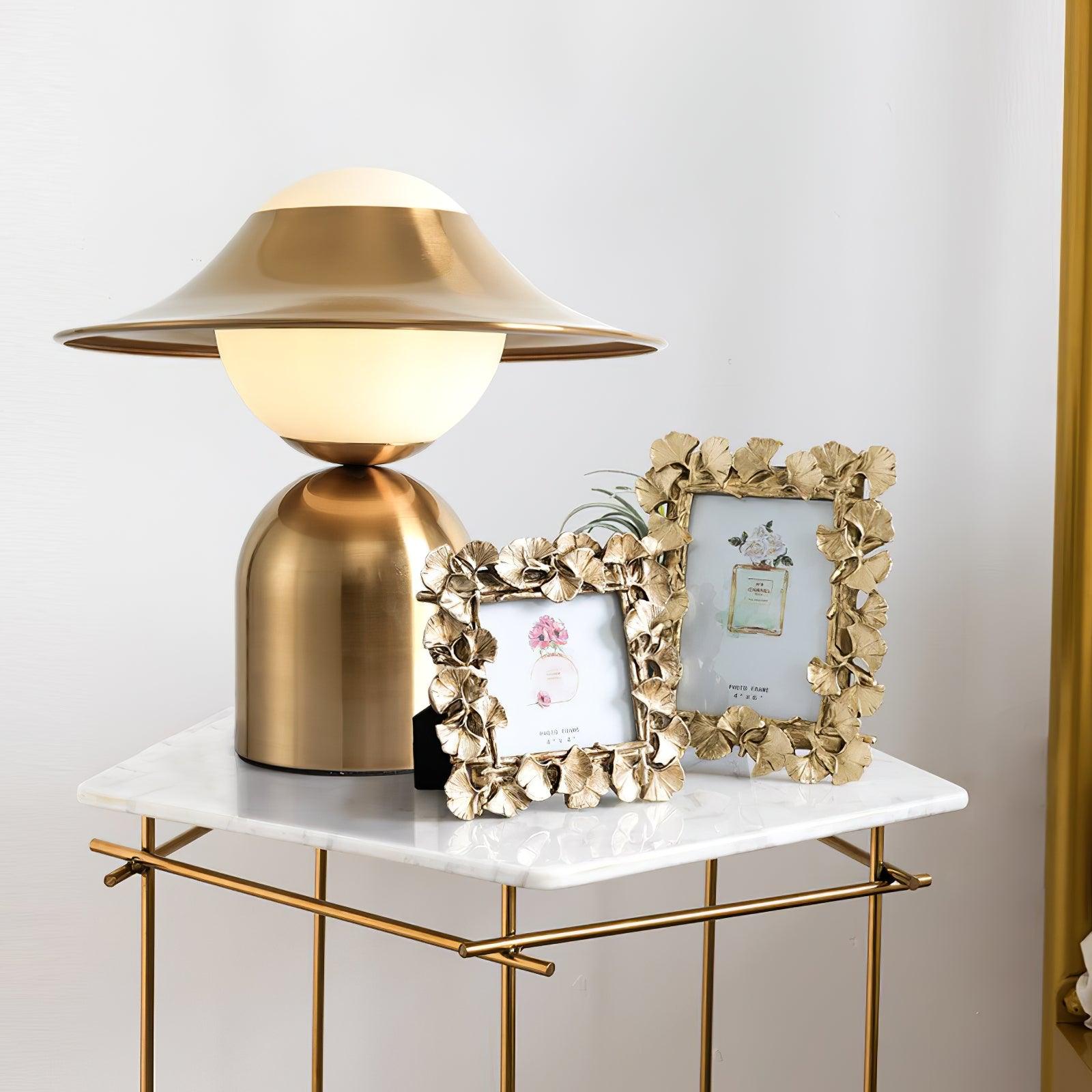 Bonbon Disc Table Lamp - Cueteks