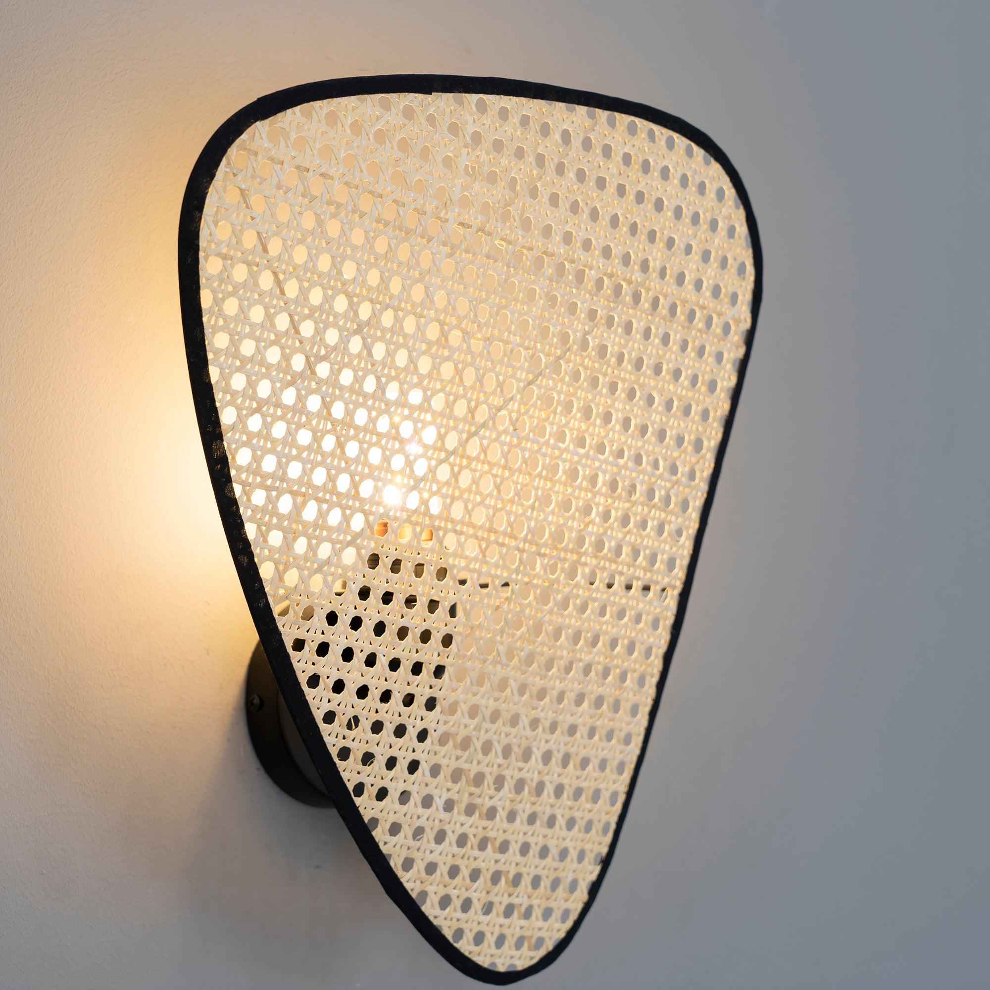 Screen Cannage Sconce - Cueteks