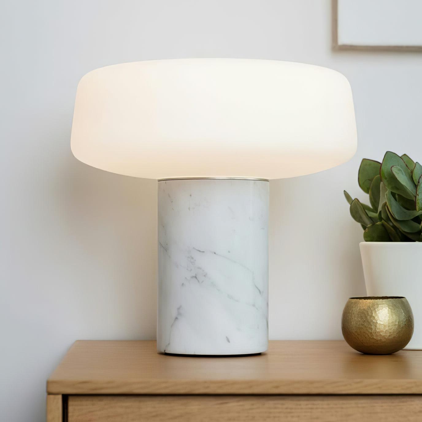 Solid Table Light - Cueteks