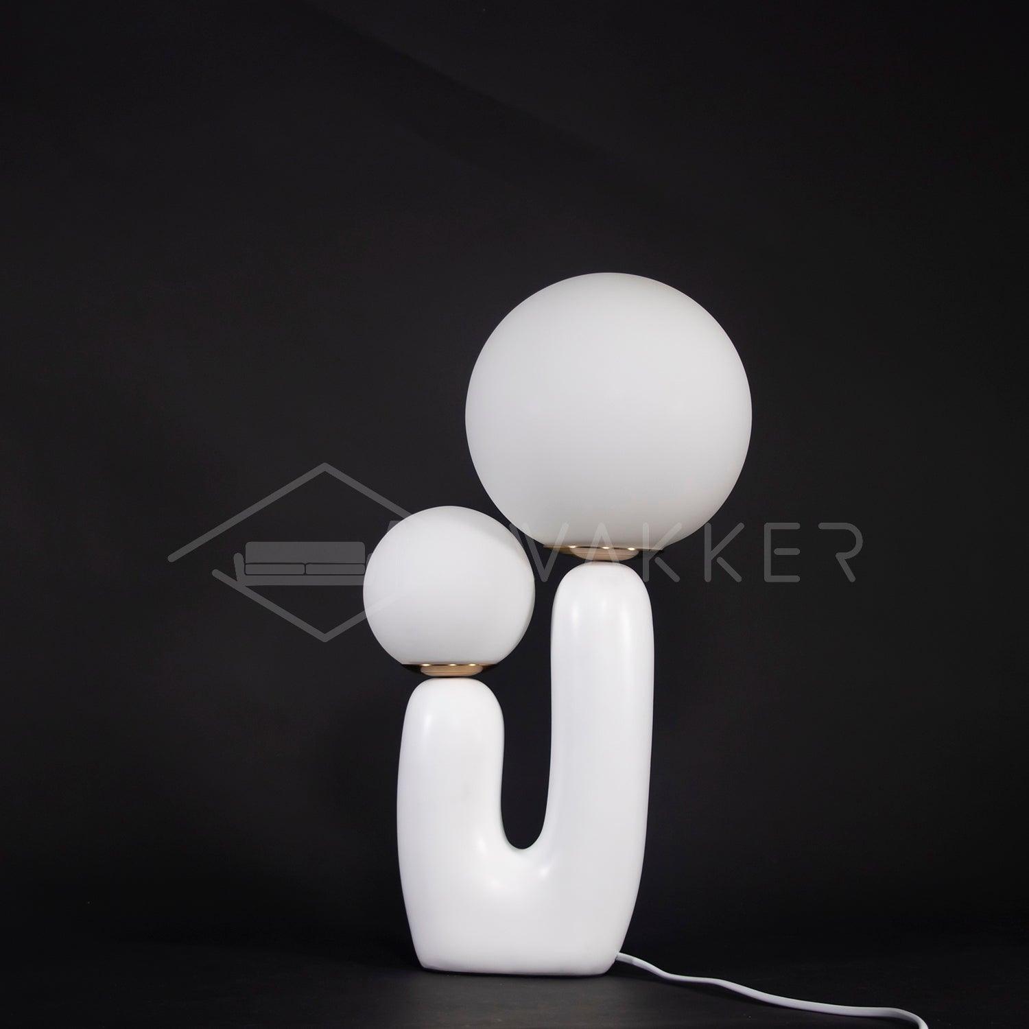 Oo Smooth Table Lamp - Cueteks