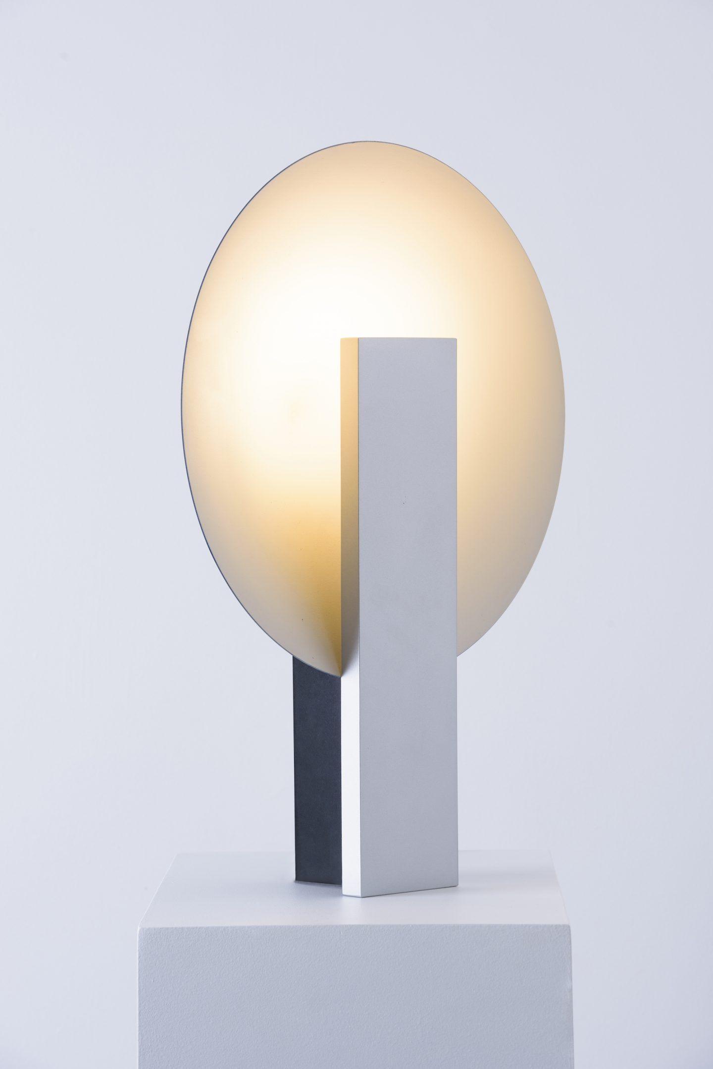 Orbe Table Lamp - Cueteks
