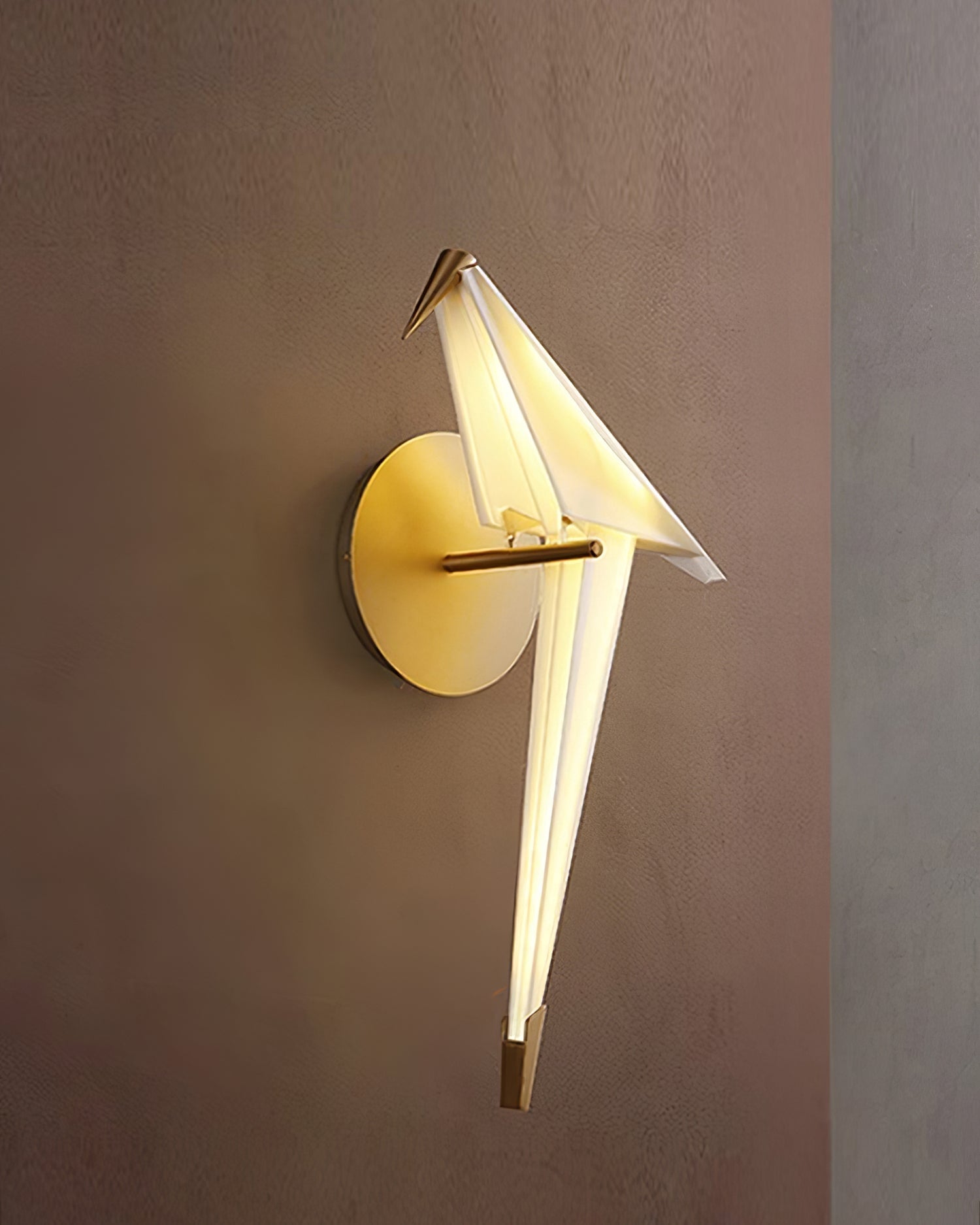 Avian Serenity Wall Lamp - Cueteks