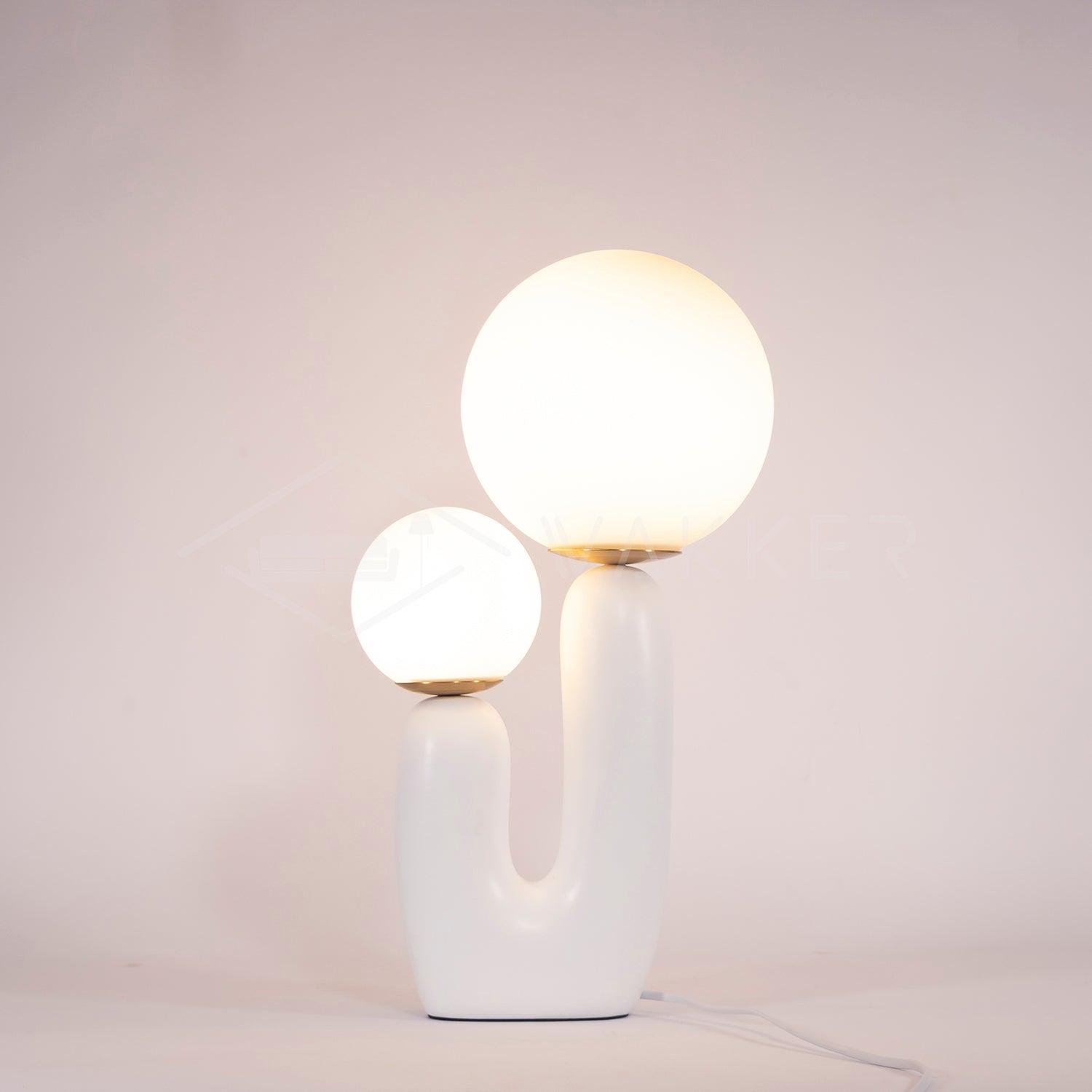 Oo Smooth Table Lamp - Cueteks