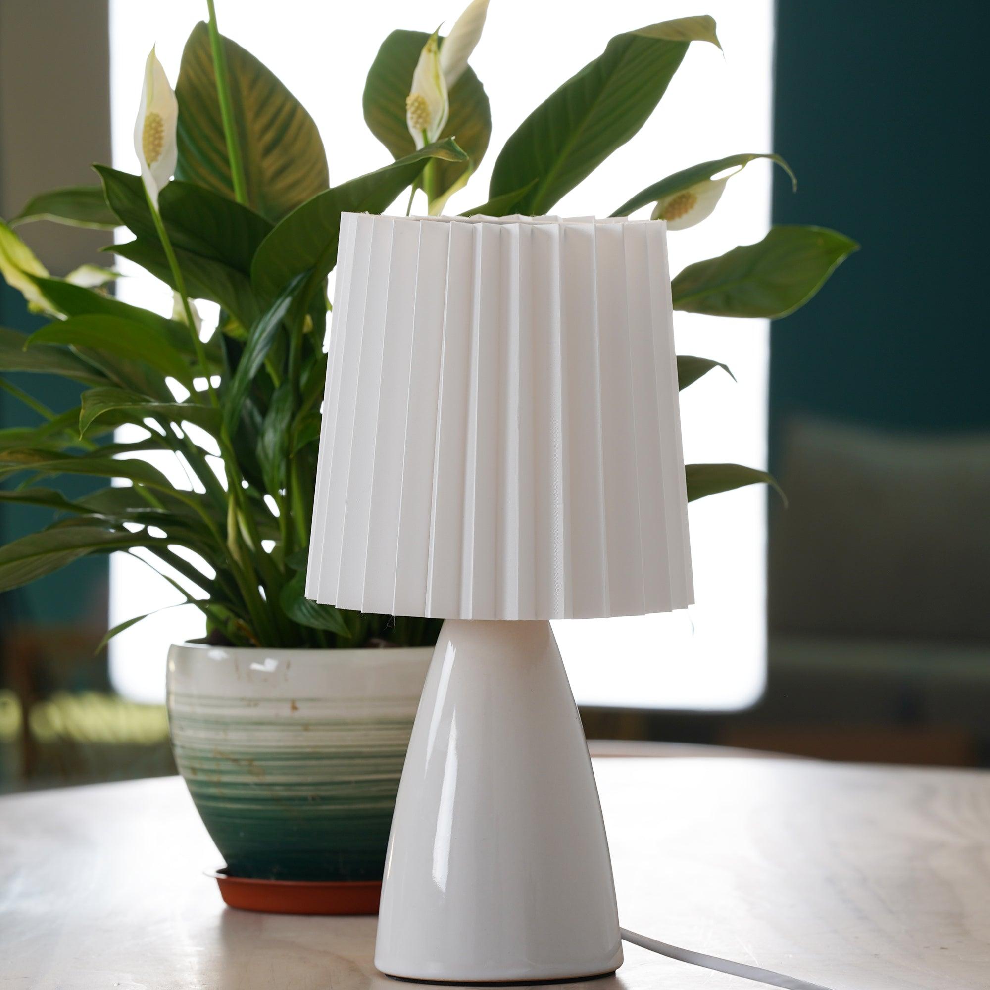 Delilah Table Lamp - Cueteks