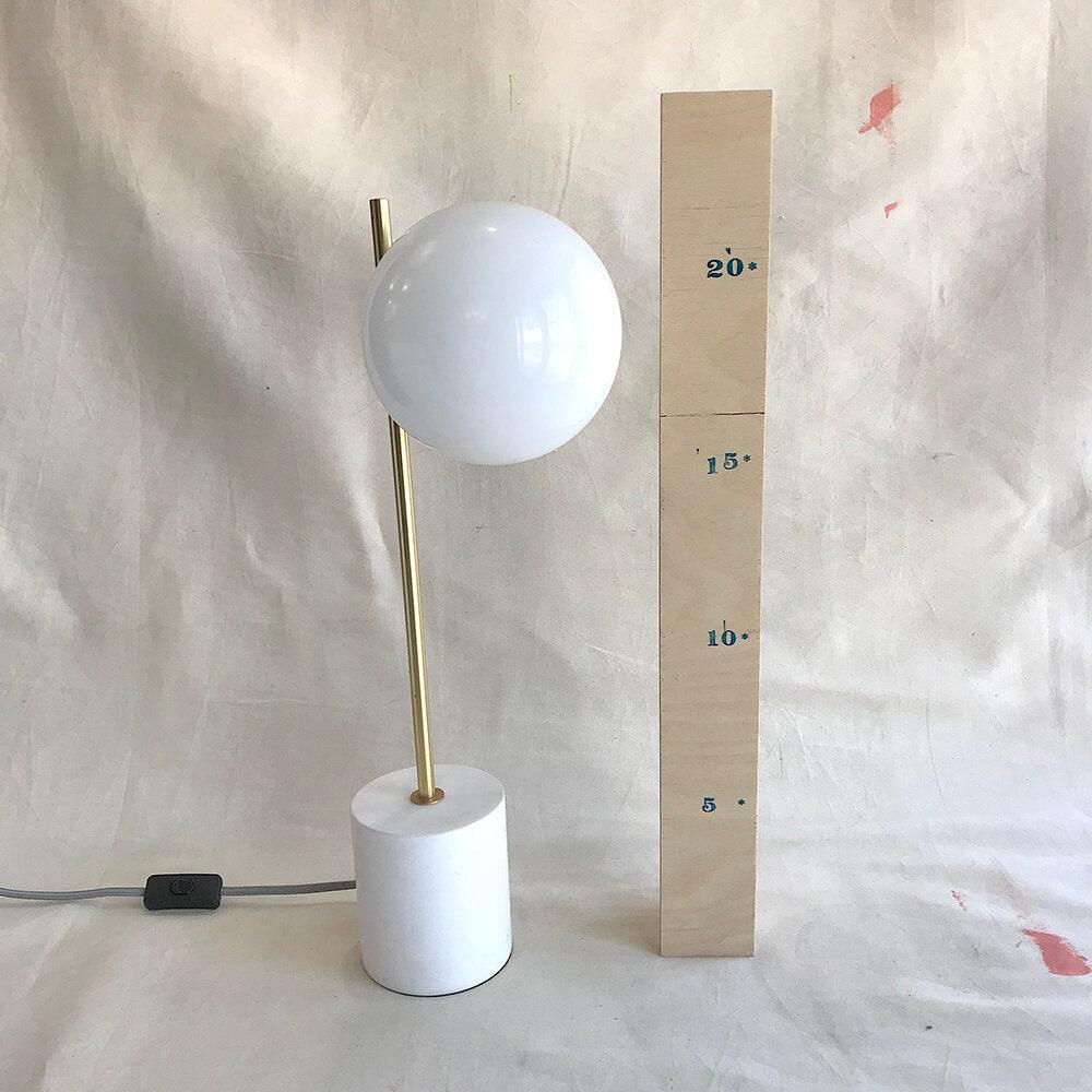 Sphere & Stem Table Lamp - Cueteks