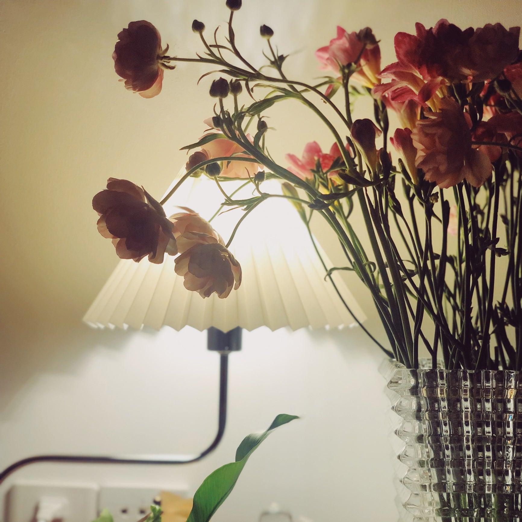 Eterna TL Table Lamp - Cueteks