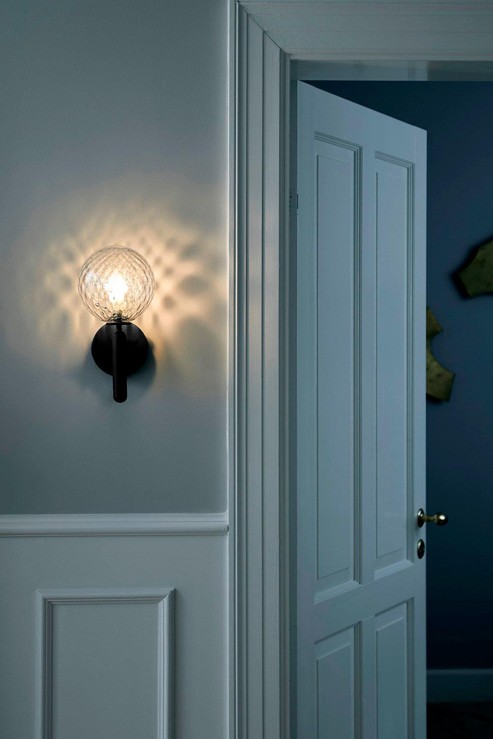 Miira Wall Light - Cueteks