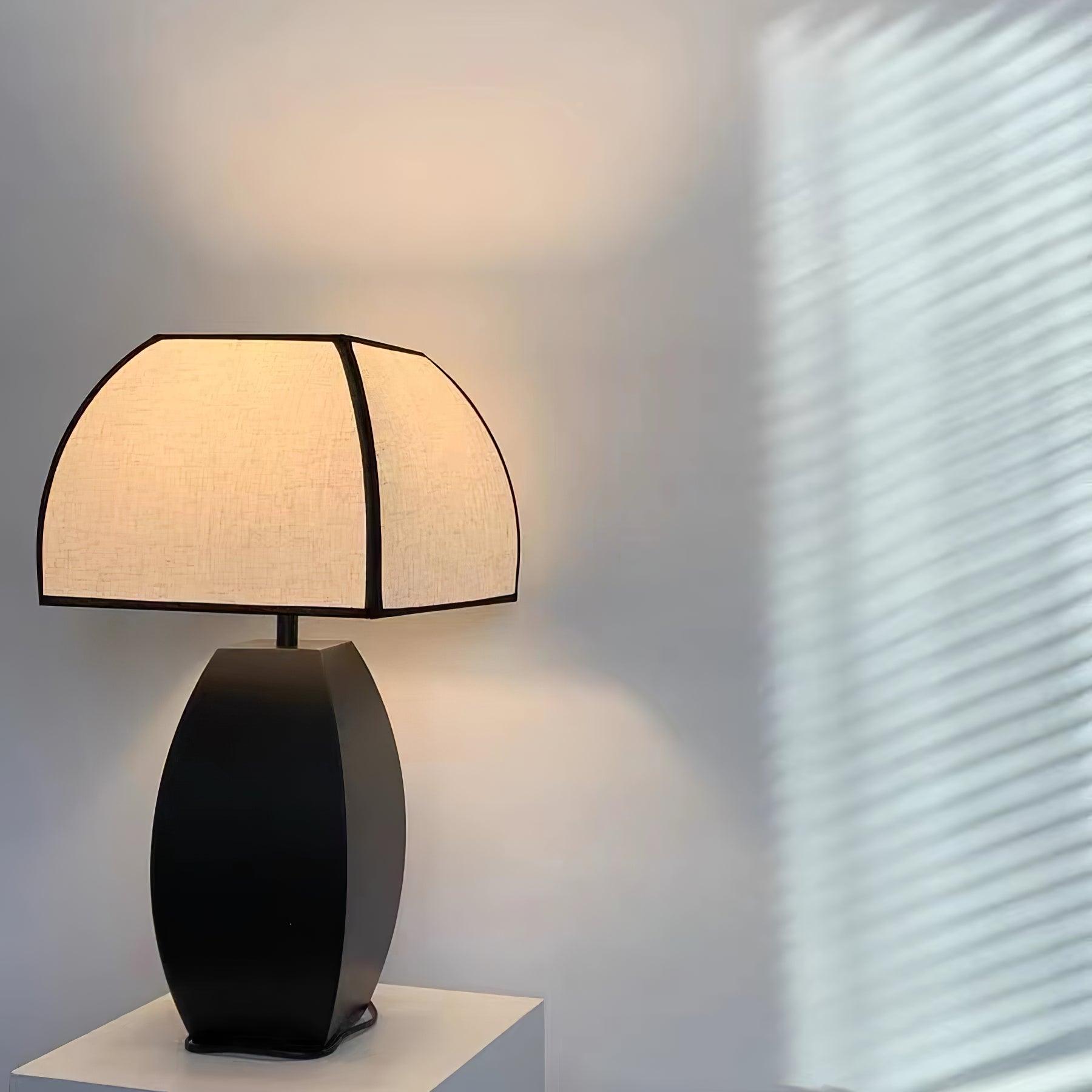 Javier Black Table Lamp - Cueteks