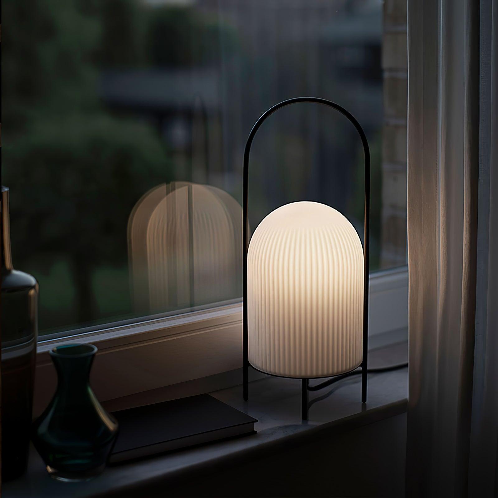 Ghost Table Lamp - Cueteks