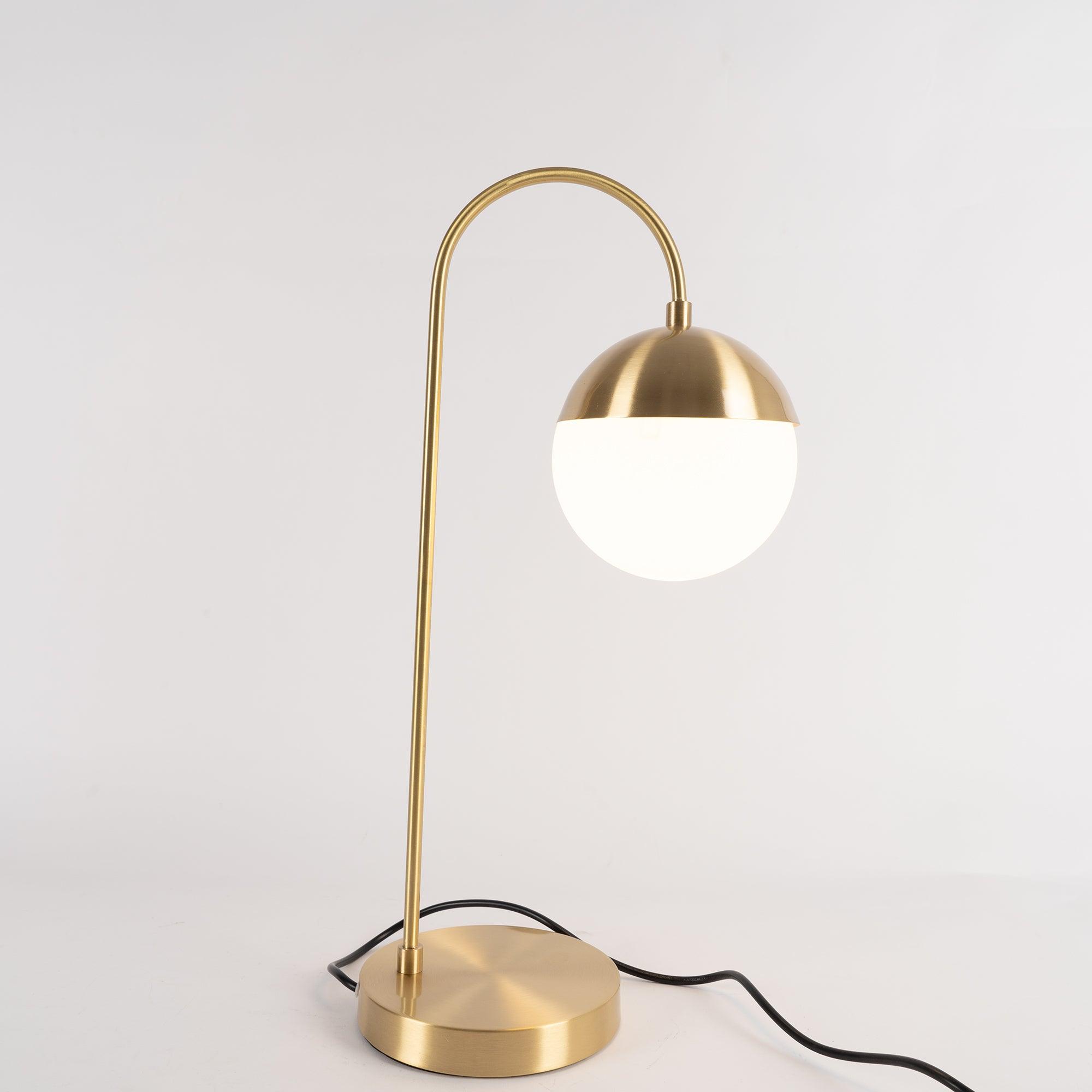 Cedar Moss Table Lamp - Cueteks
