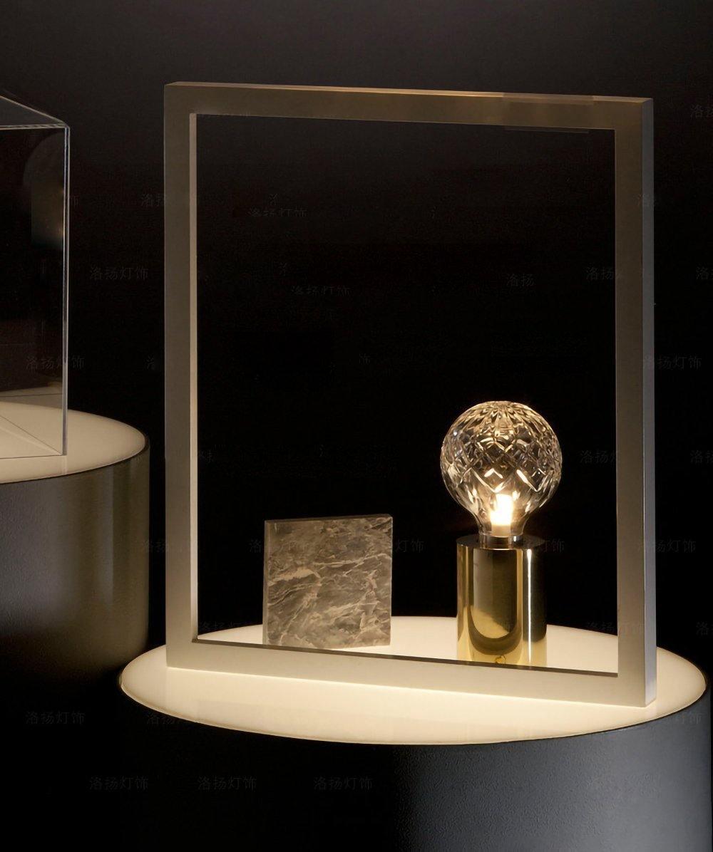 Crystal Bulb Table Lamp - Cueteks