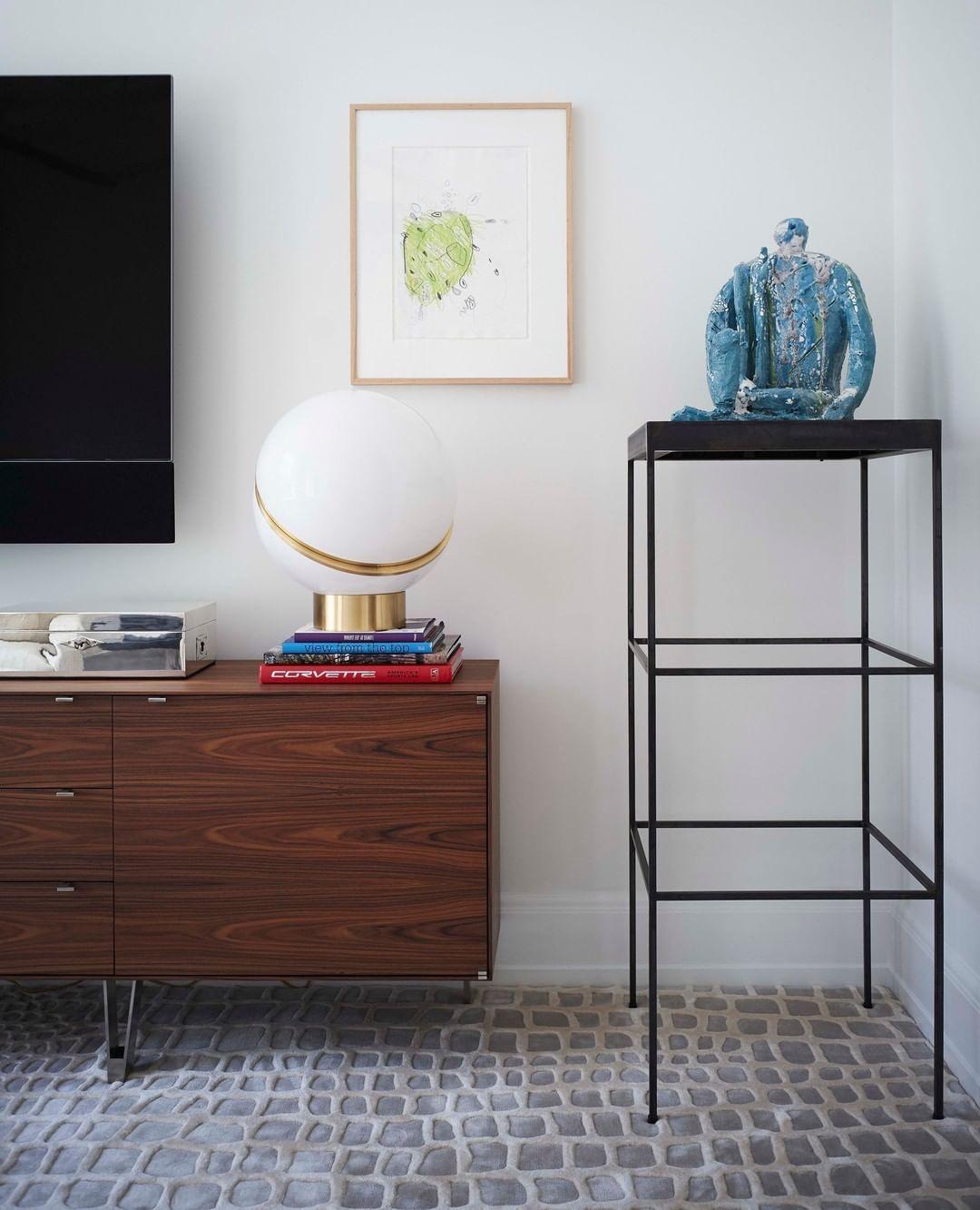Crescent Table Lamp - Cueteks