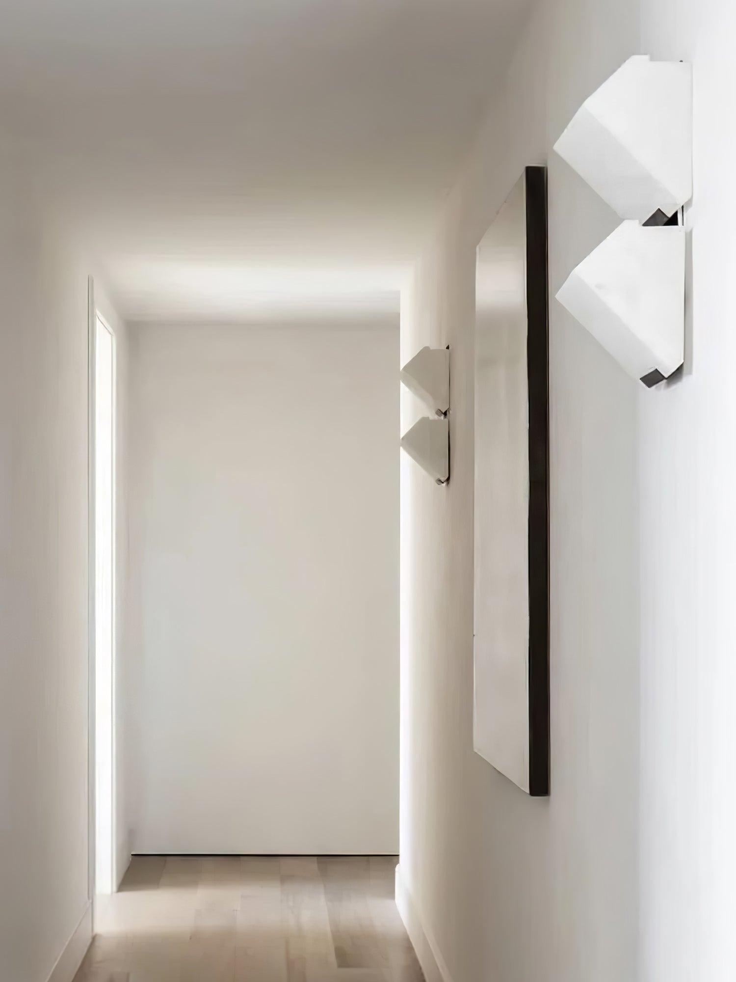 Alabaster Staircase Wall Lamp - Cueteks