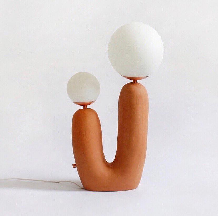 Oo Smooth Table Lamp - Cueteks