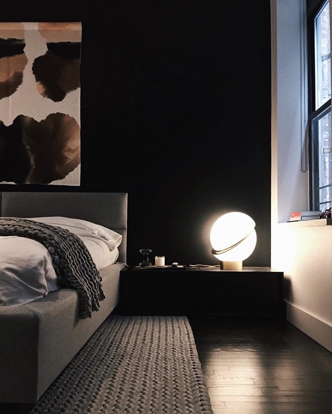 Crescent Table Lamp - Cueteks