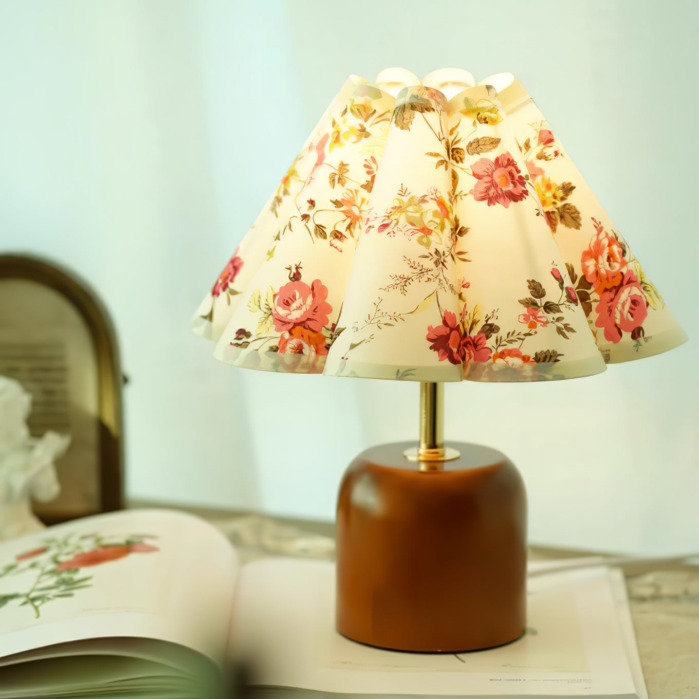 Lunitidal Table Lamp - Cueteks