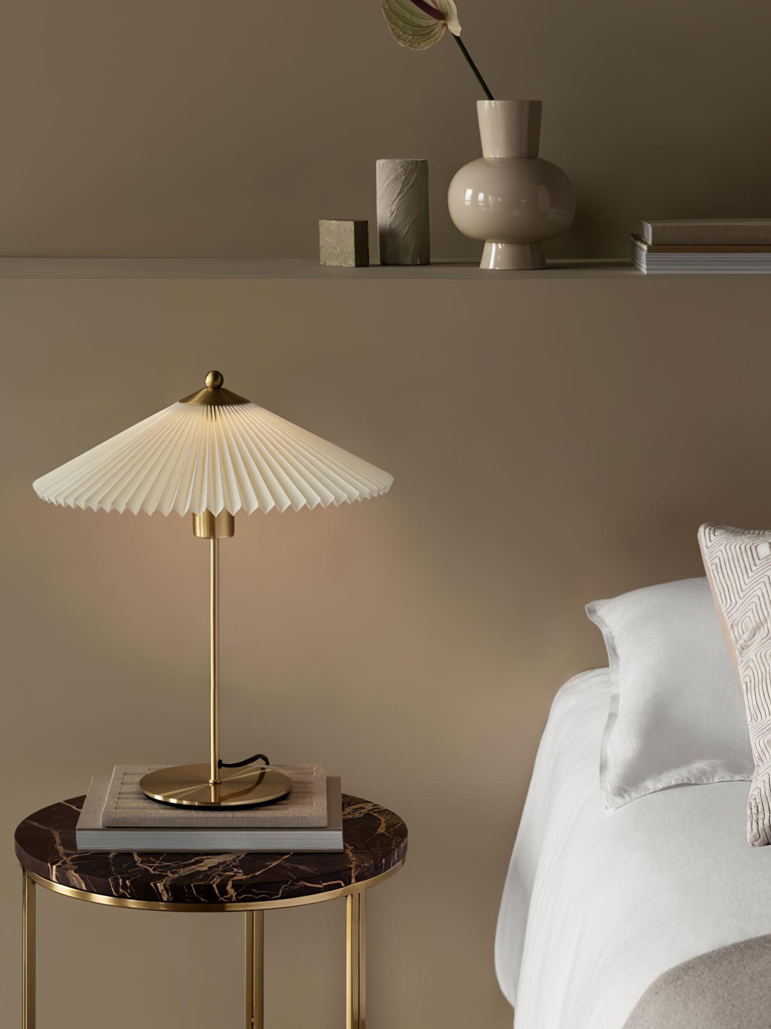 Perla Pleated Table Lamp - Cueteks