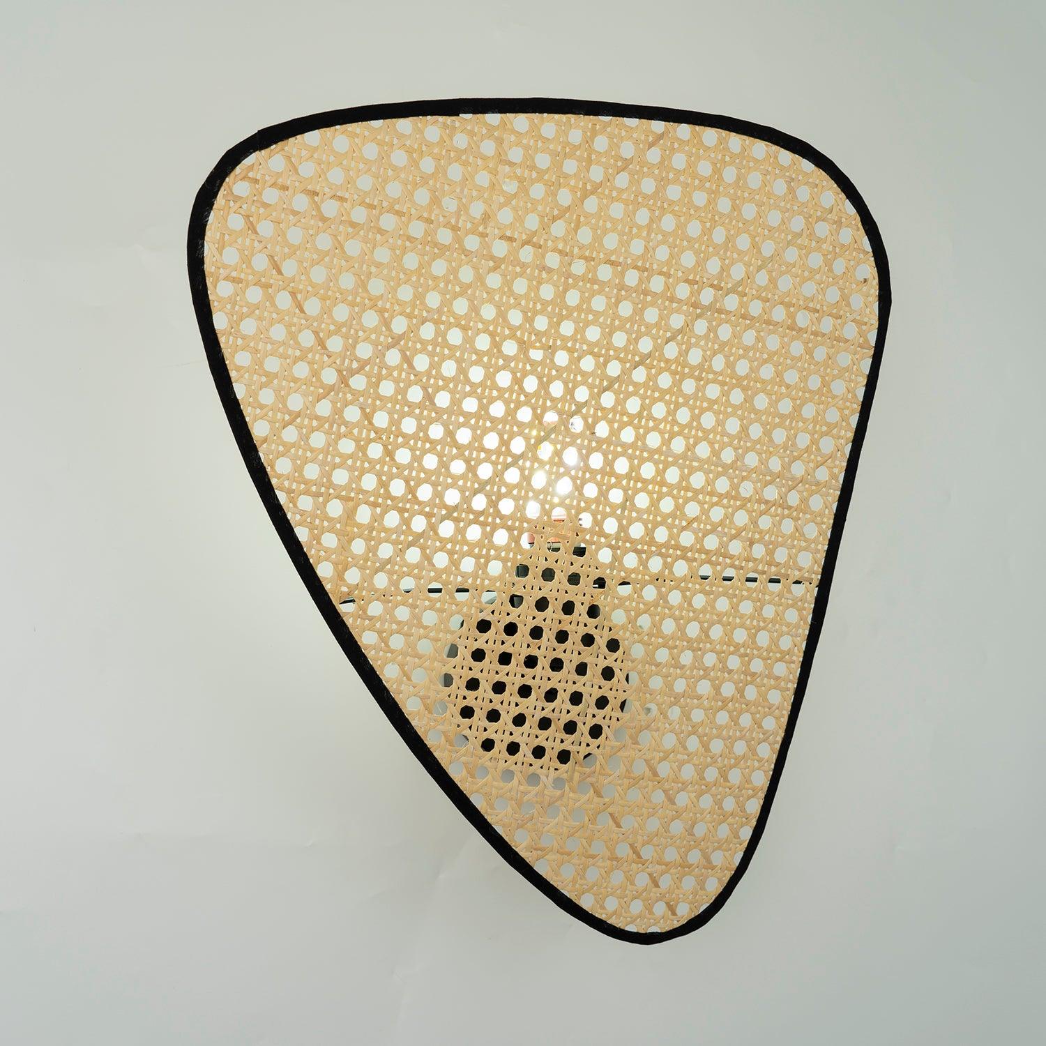 Screen Cannage Sconce - Cueteks