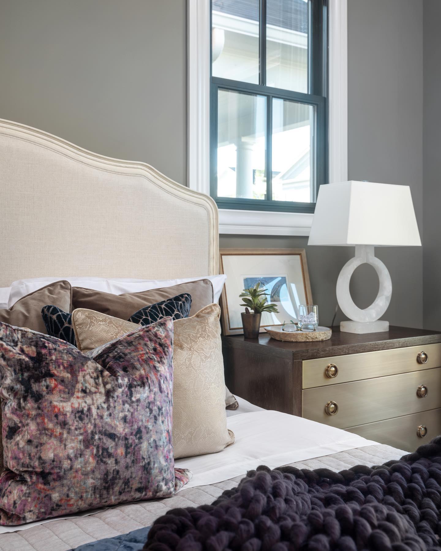 Ring Form Table Lamp - Cueteks