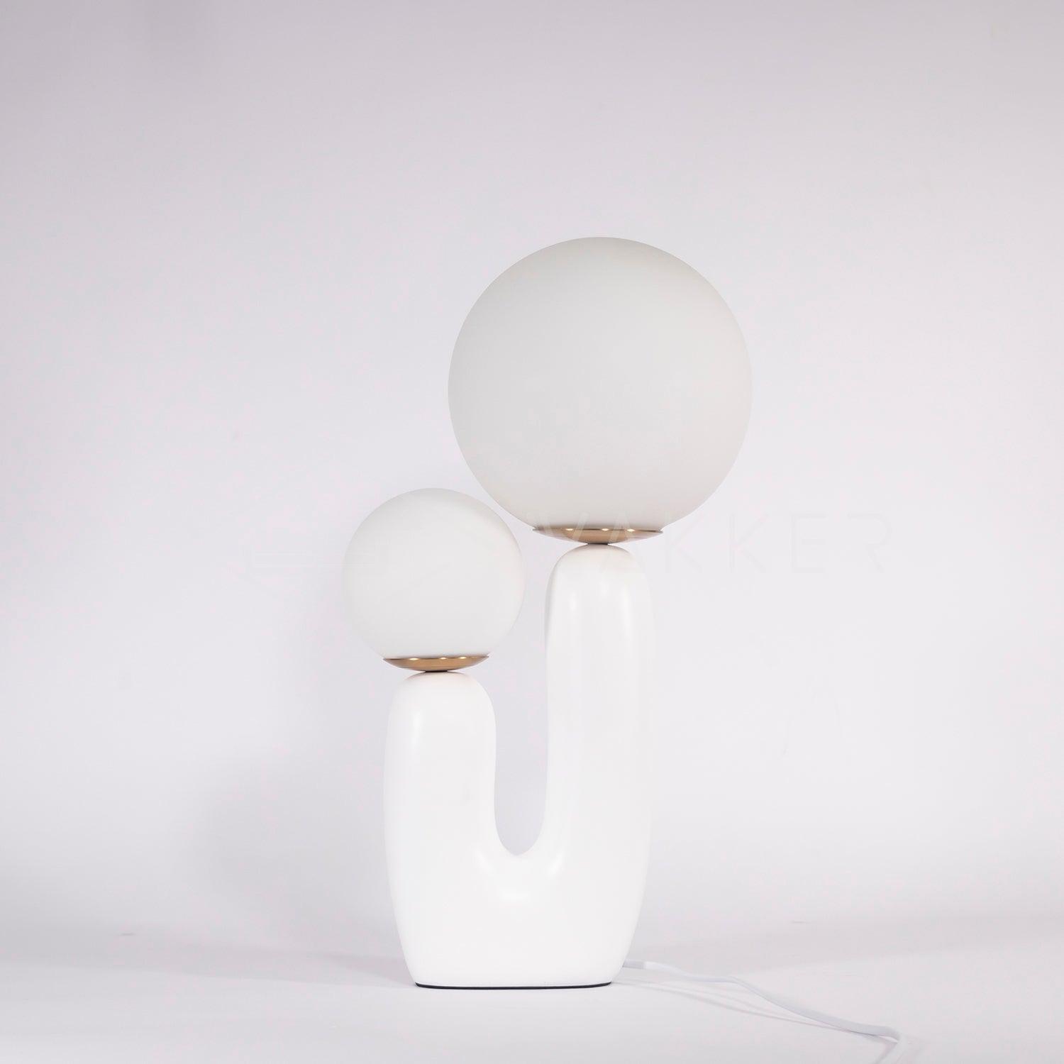 Oo Smooth Table Lamp - Cueteks