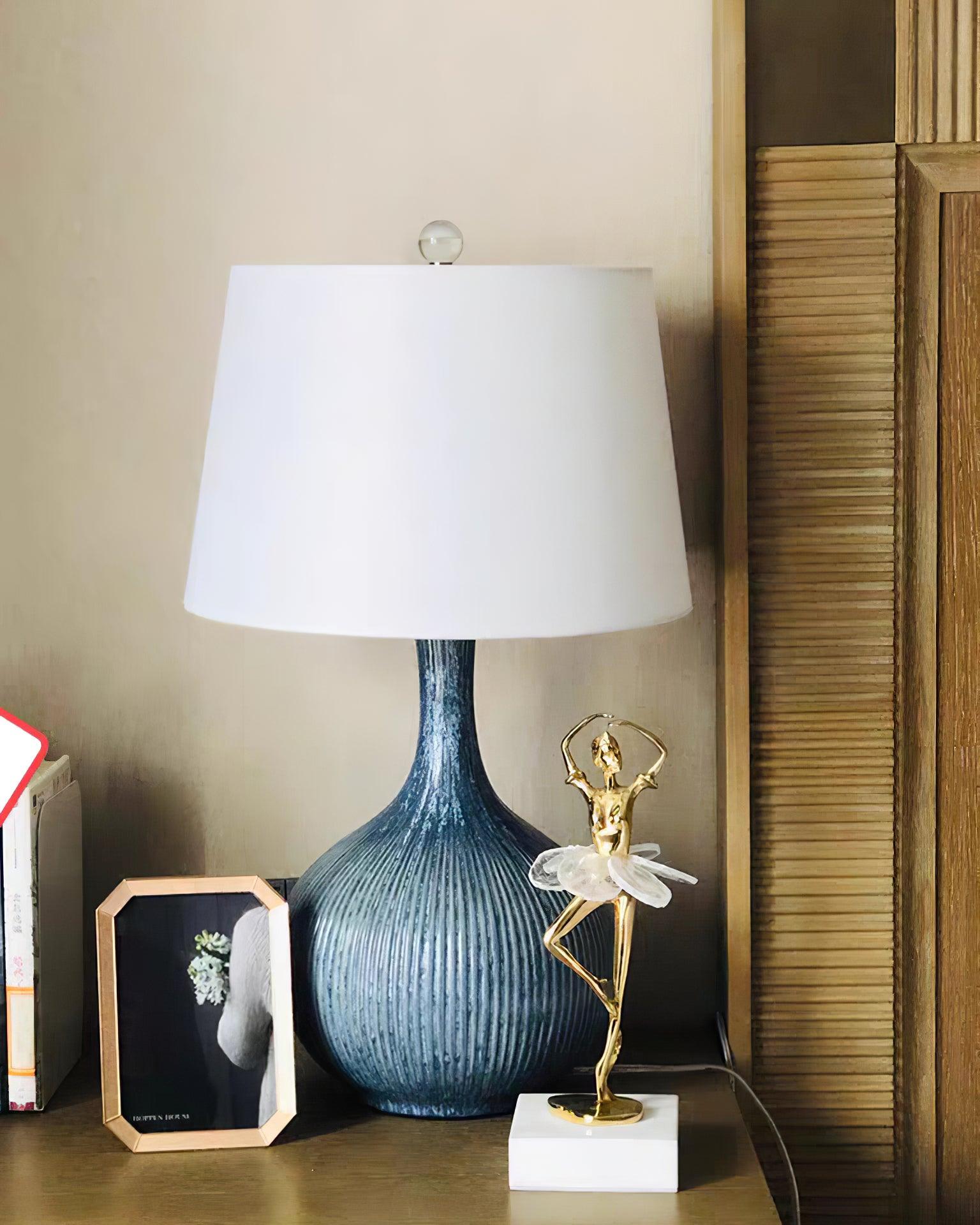 Kole Ceramic Table Lamp - Cueteks