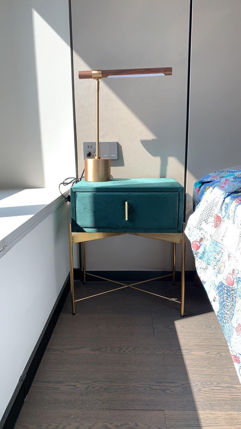Linear Table Lamp - Cueteks