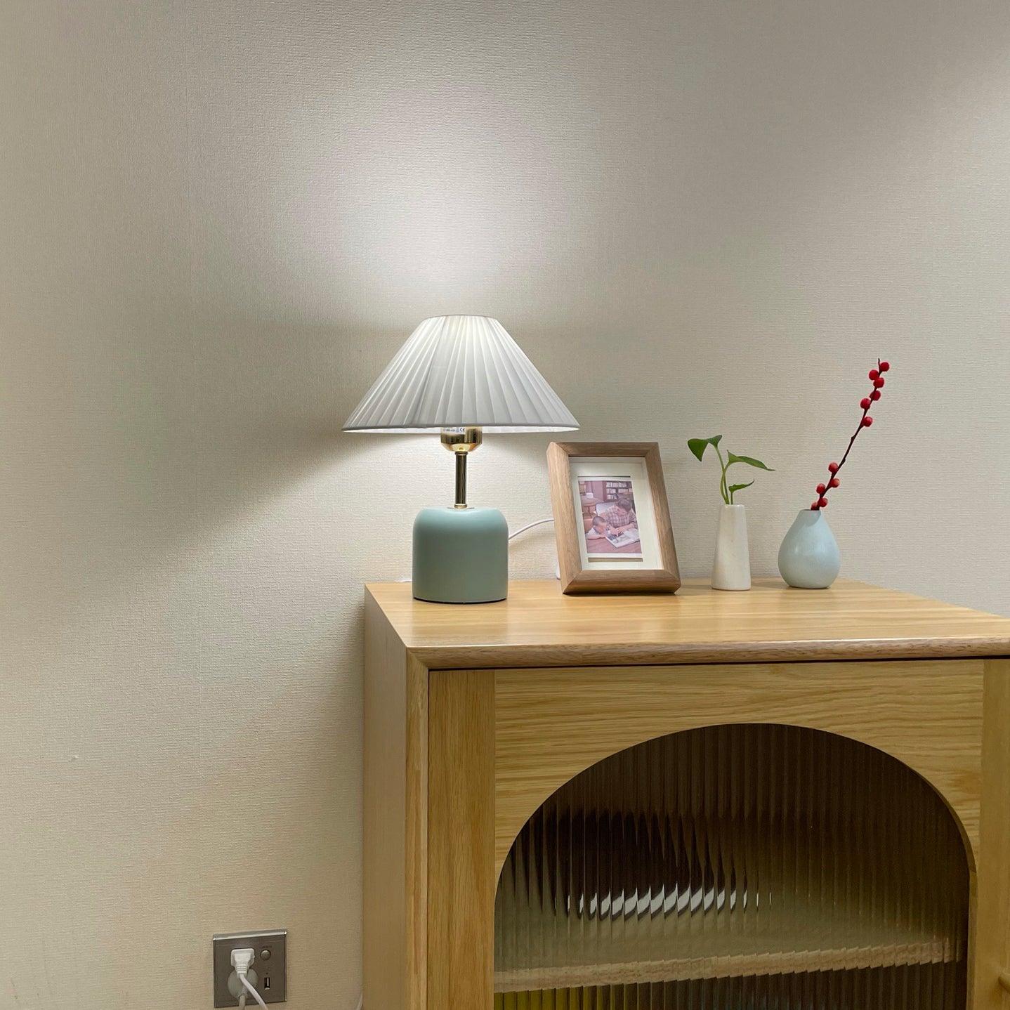 Lunitidal Table Lamp - Cueteks