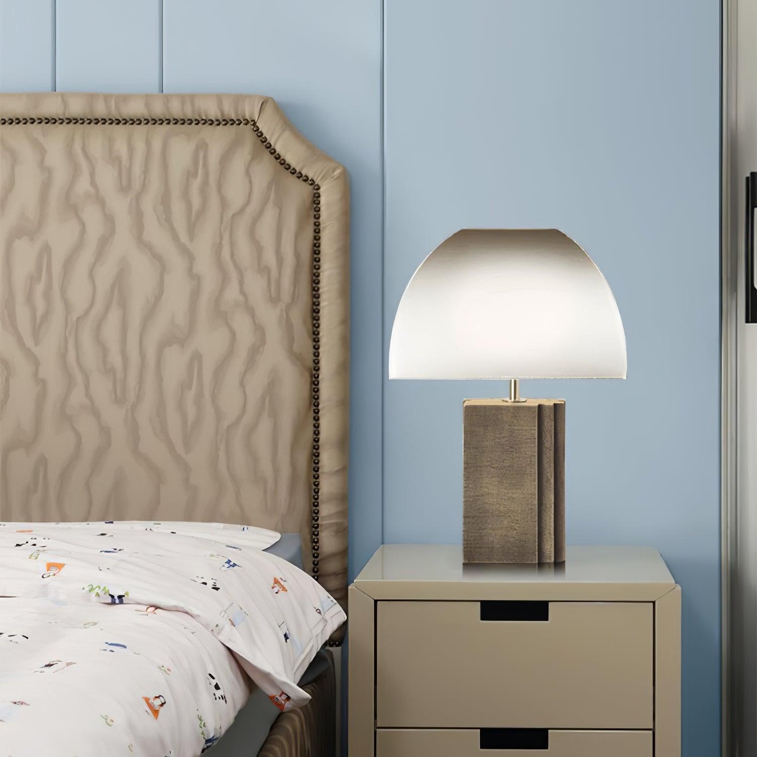 Oregon Table Lamp - Cueteks