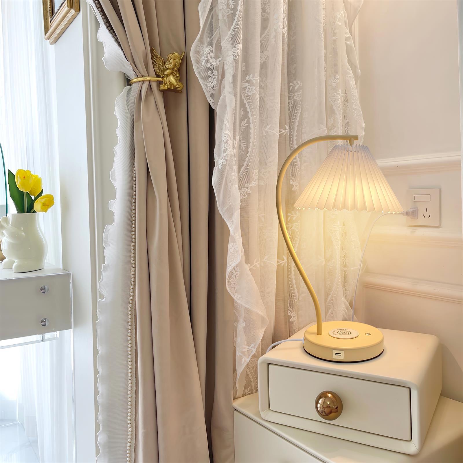 Crescini Pleated Table Lamp - Cueteks