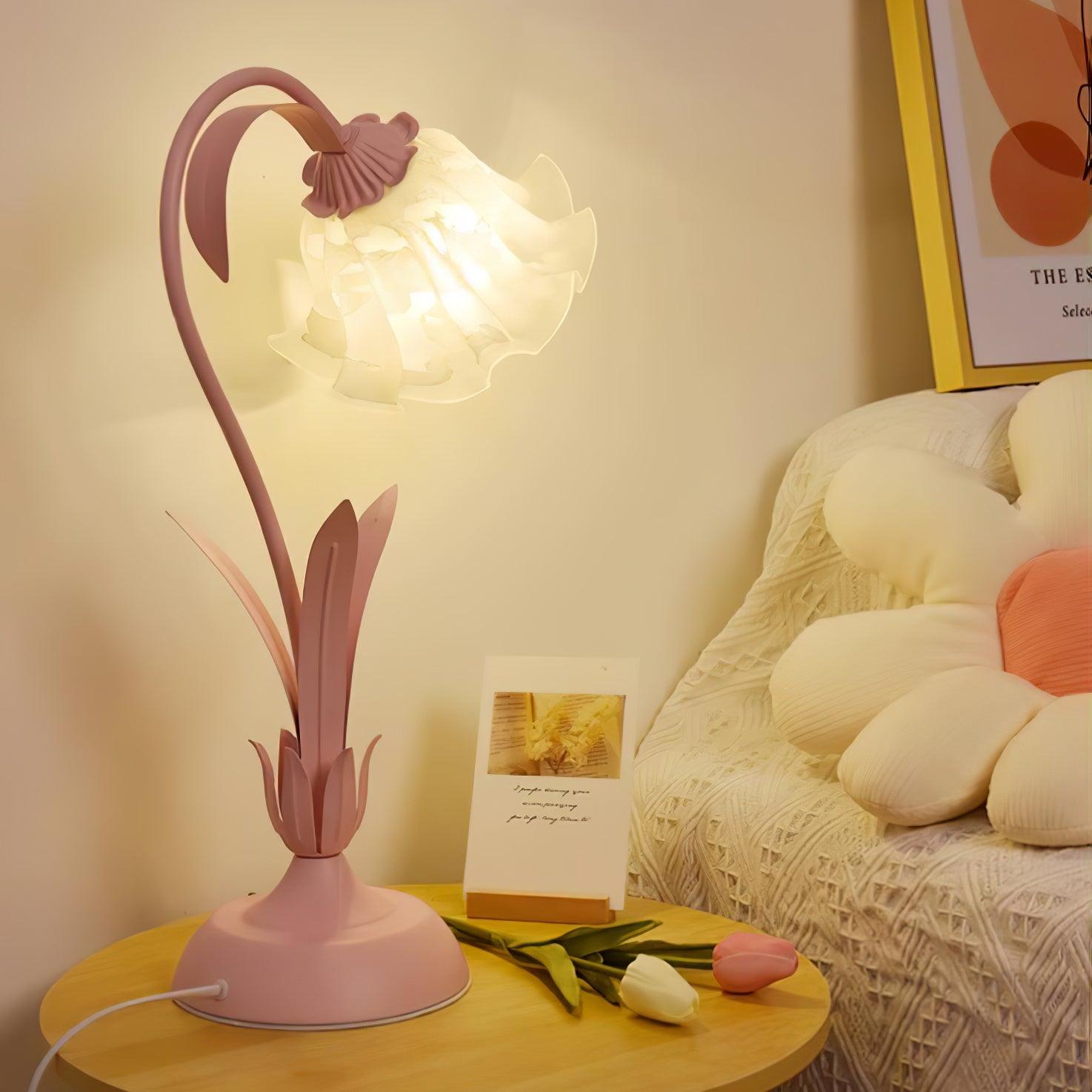 Lily of the Valley Table Lamp - Cueteks