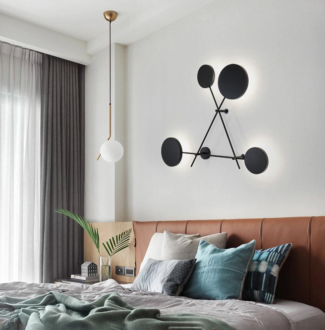 Lride geometric disc and rod wall light
