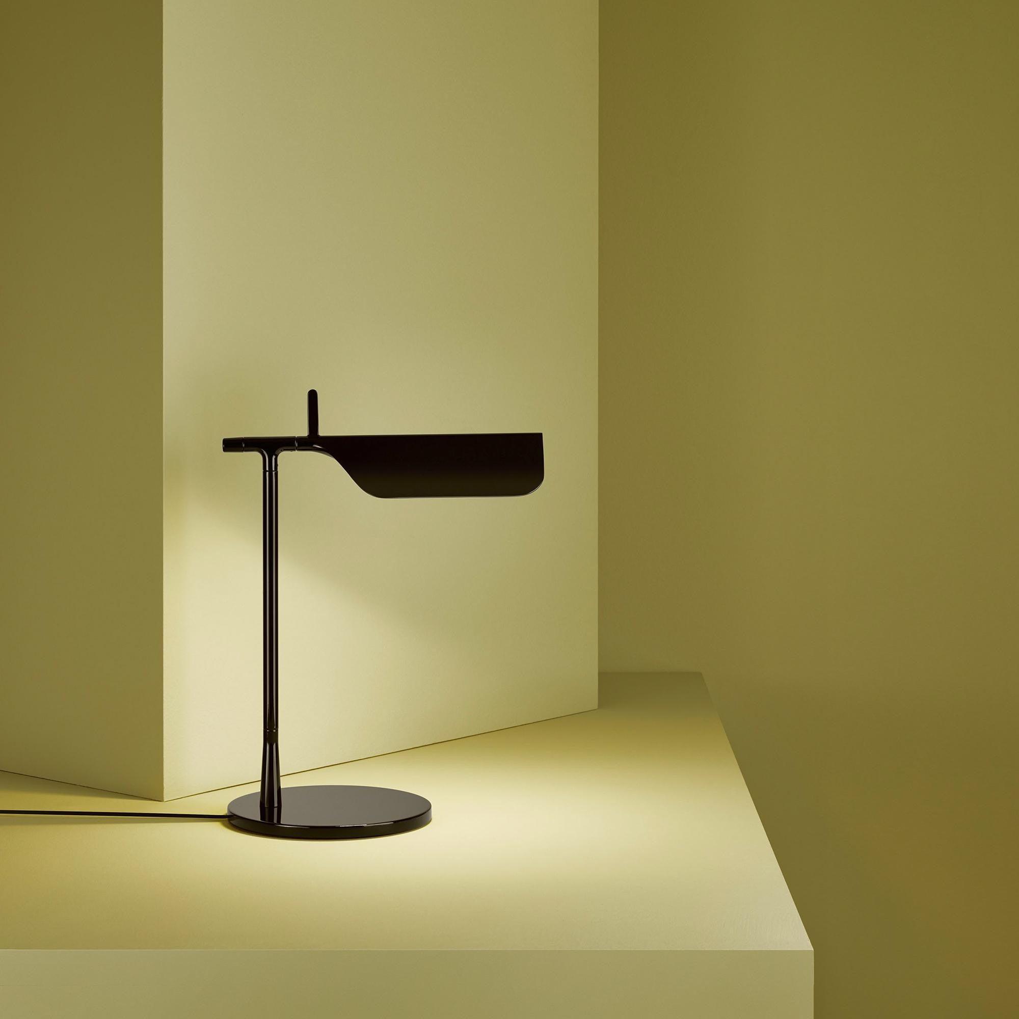 Pivot Ease Table Lamp - Cueteks