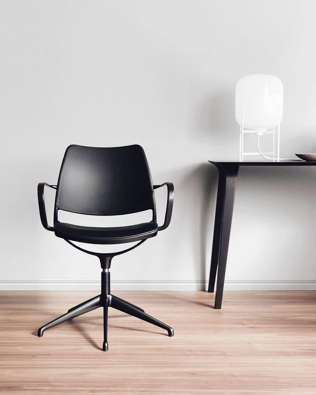 Oda Table Lamp - Cueteks