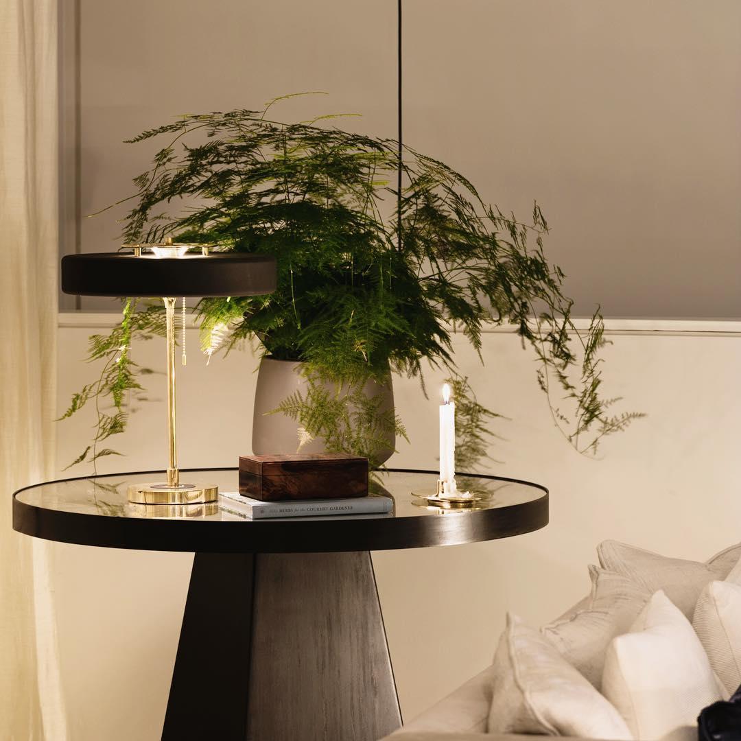 Revolve Table Lamp - Cueteks