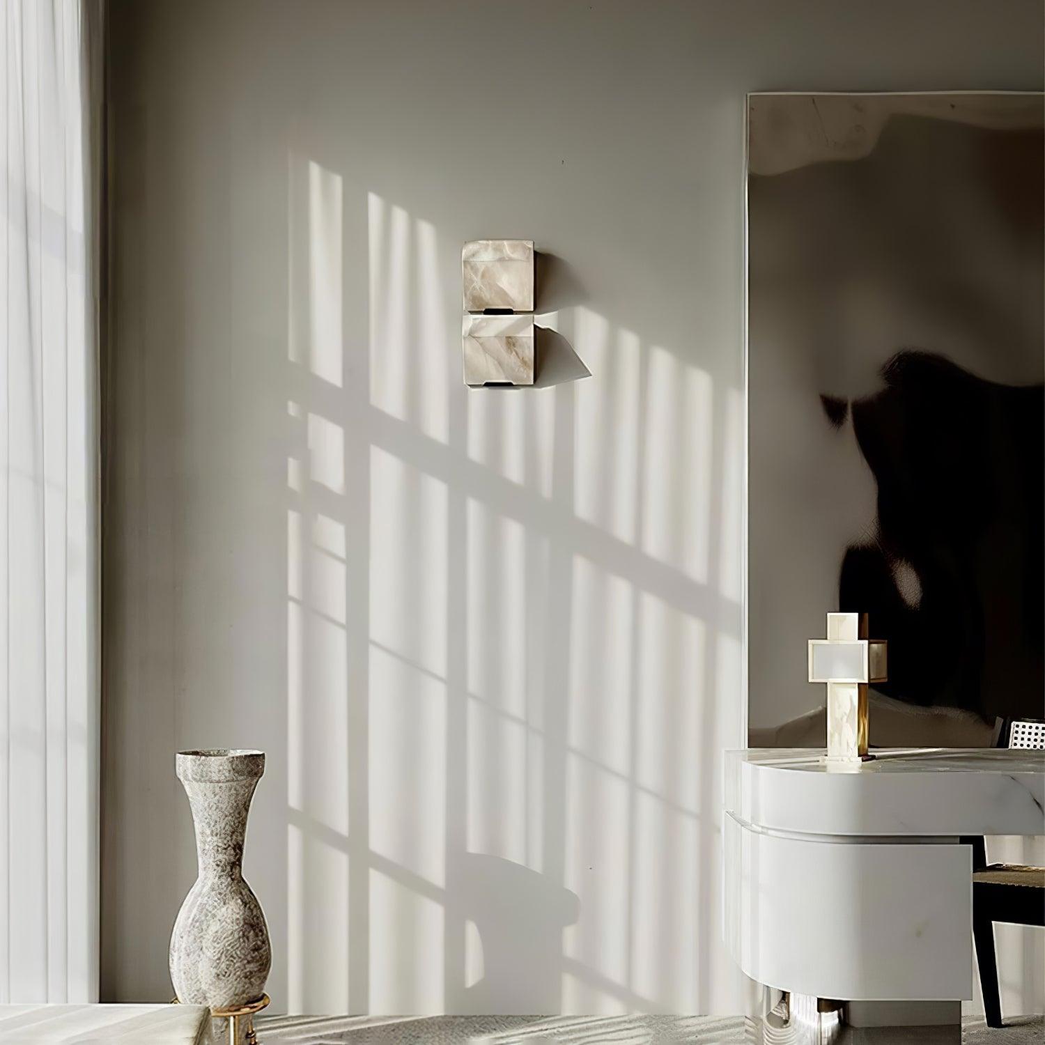 Alabaster Staircase Wall Lamp - Cueteks