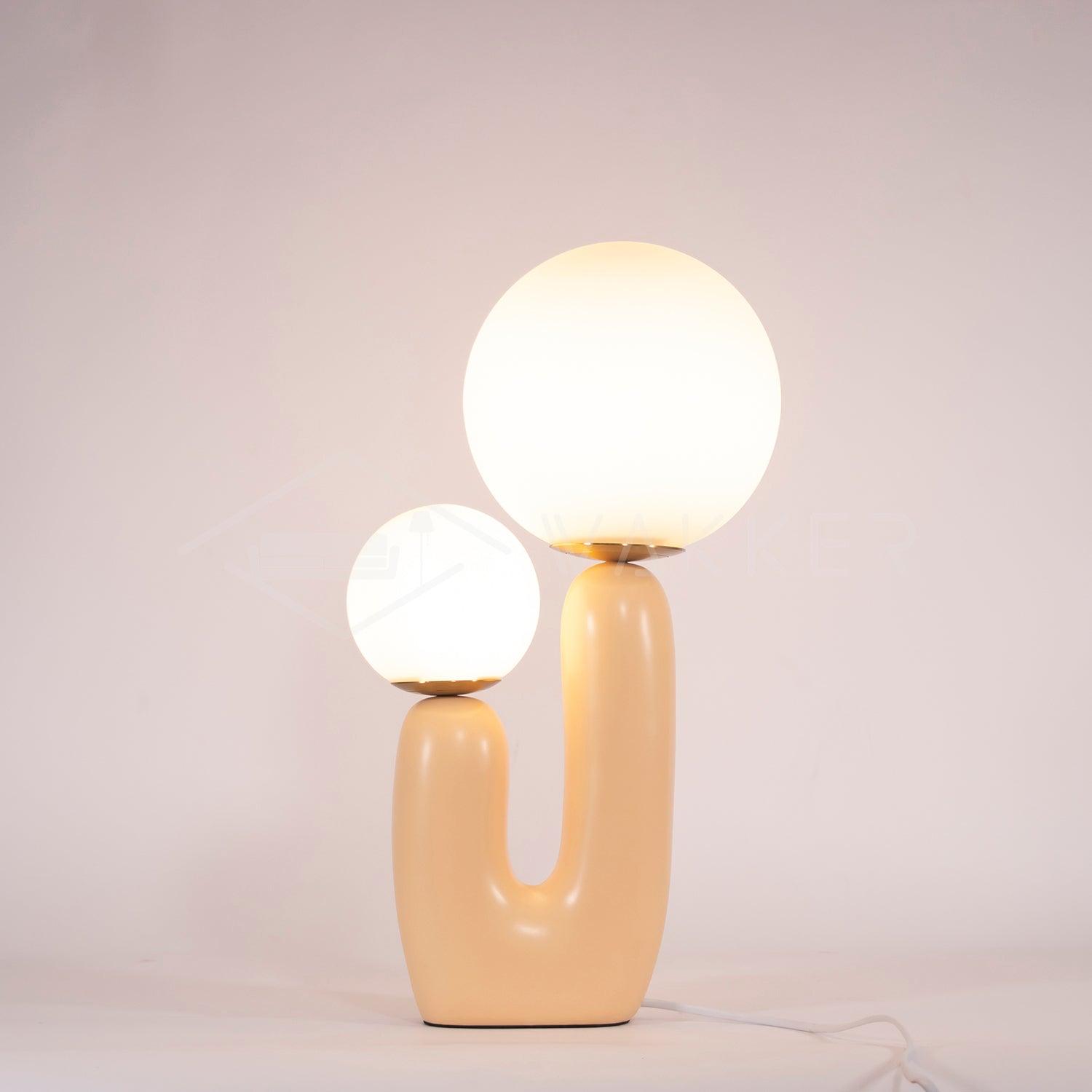 Oo Smooth Table Lamp - Cueteks
