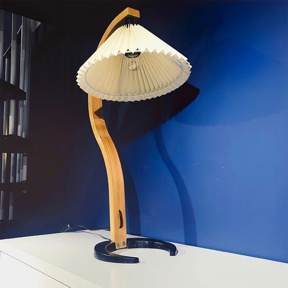 Caprani Table Lamp - Cueteks