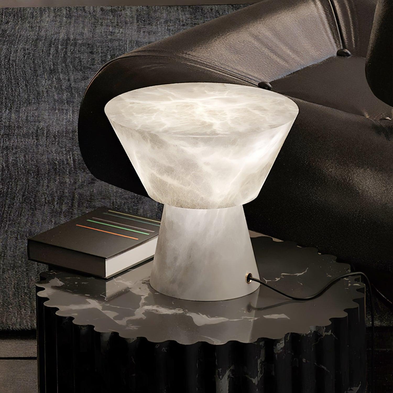 Beta Marble Table Lamp - Cueteks