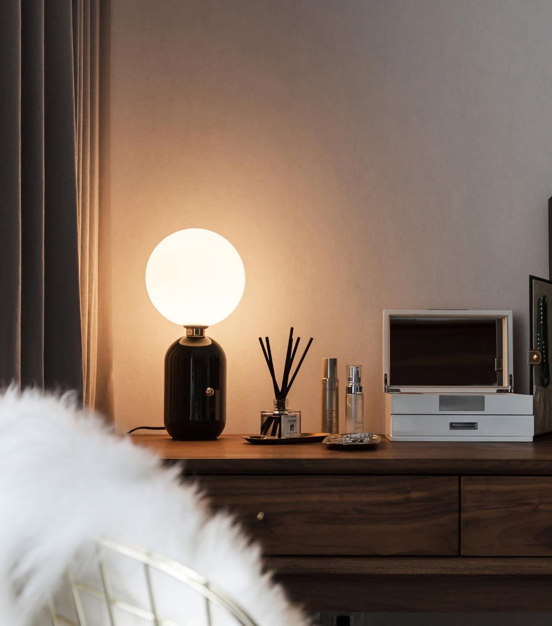 Aballs Table Lamp - Cueteks