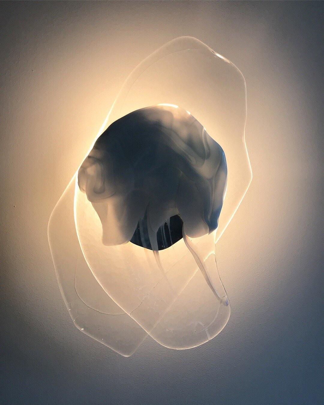DC1725 textured glass LED wall light with layered metal plates