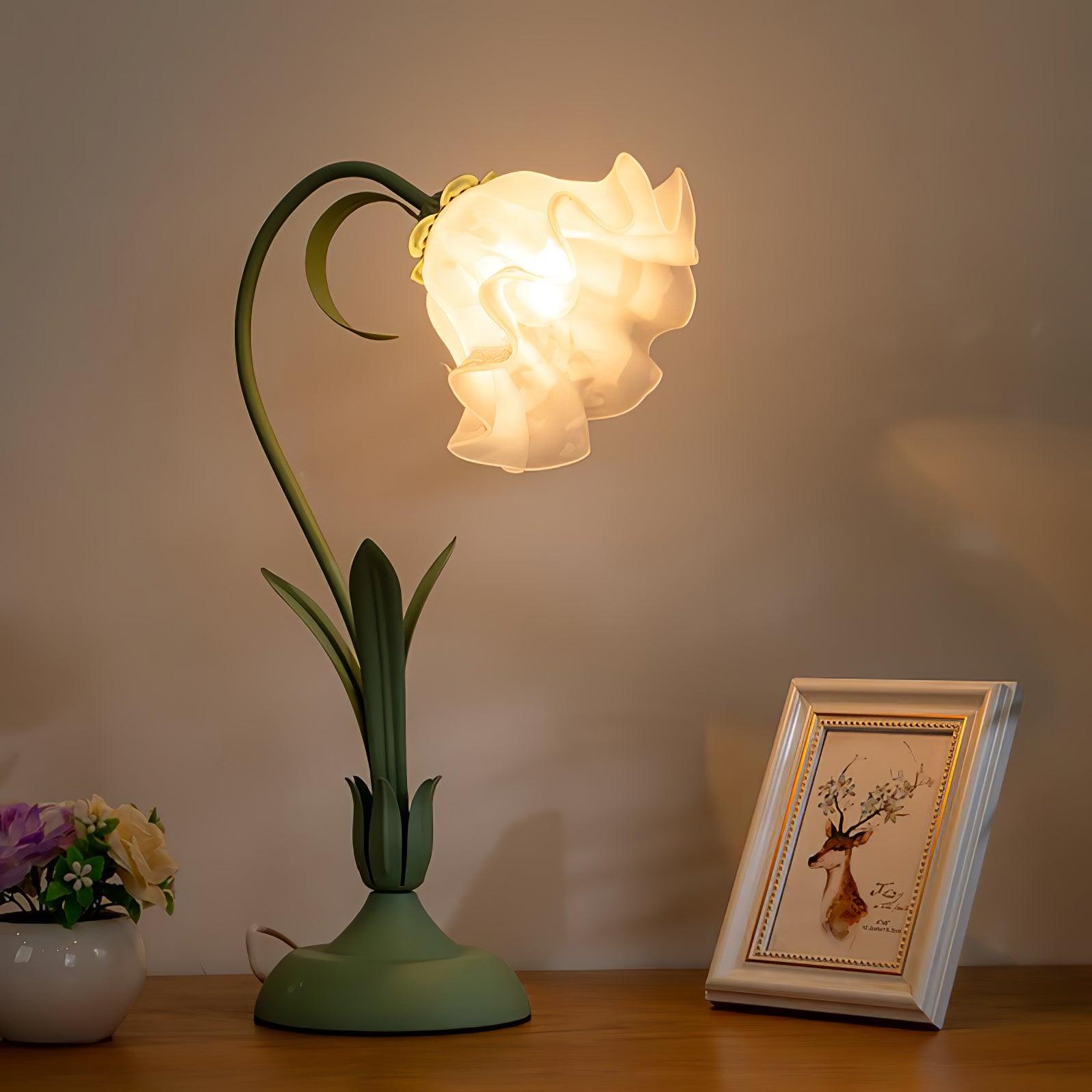 Lily of the Valley Table Lamp - Cueteks
