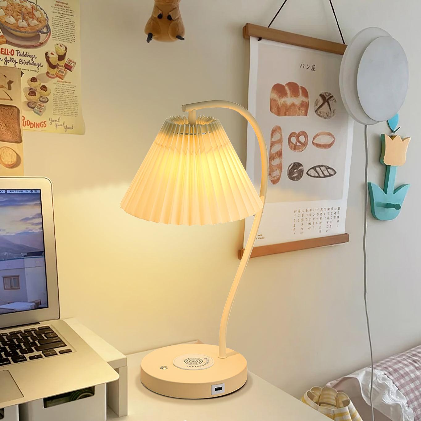 Crescini Pleated Table Lamp - Cueteks